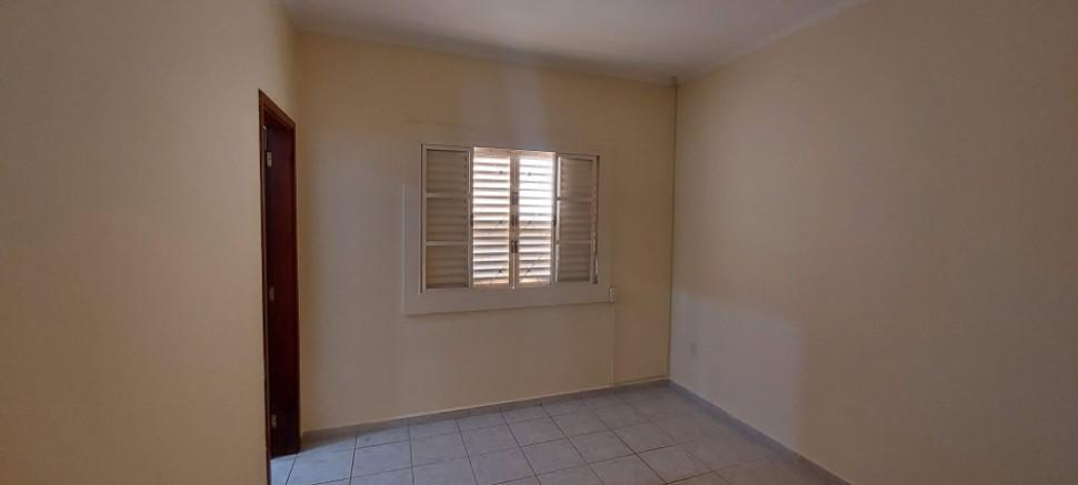 Imóvel Casa Térrea em MOGI-GUACU