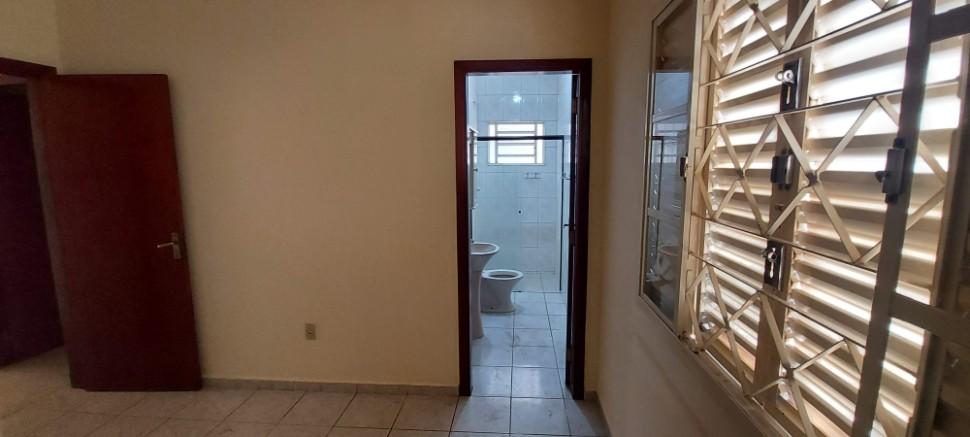 Imóvel Casa Térrea em MOGI-GUACU