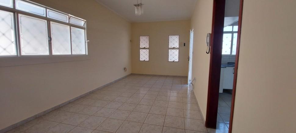 Imóvel Casa Térrea em MOGI-GUACU