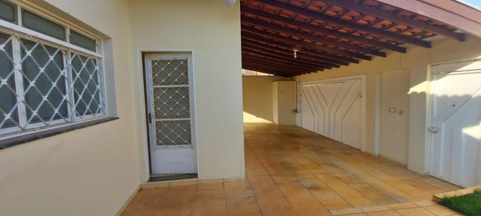 Imóvel Casa Térrea em MOGI-GUACU