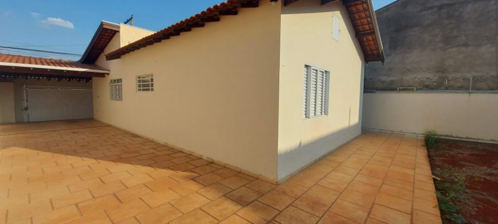 Imóvel Casa Térrea em MOGI-GUACU