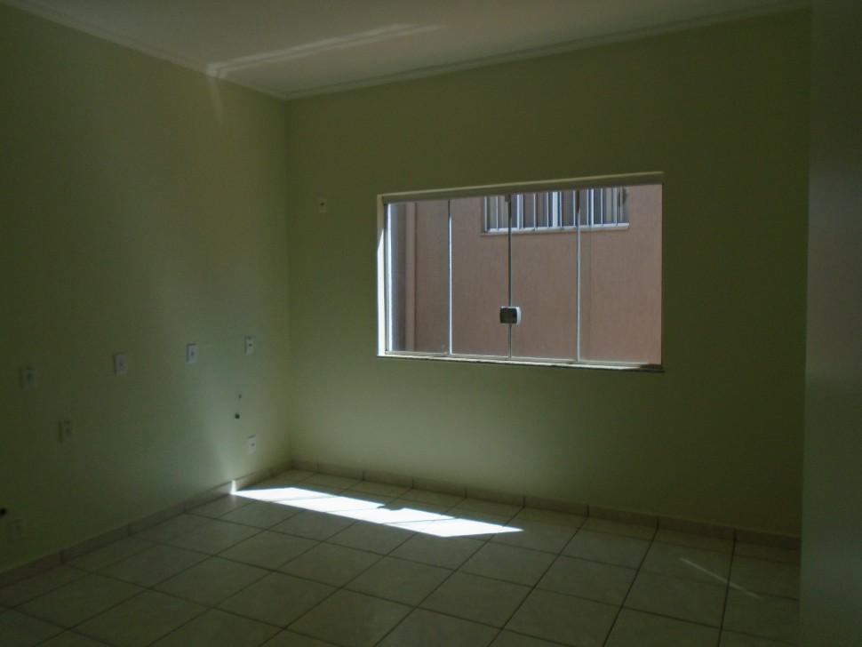 Imóvel Escritório Comercial em MOGI-GUACU